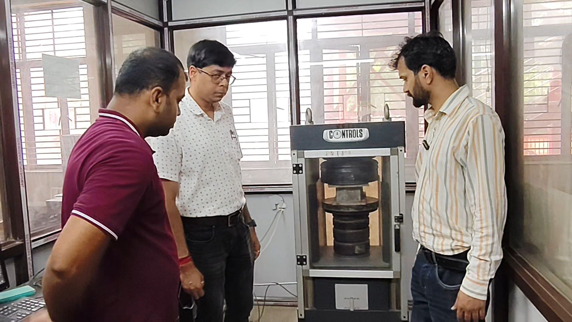 1920x1080 IIT ISM Dhanbad Researchers Develop Cement Free Paver Blocks Using Industrial Waste, Get Patent