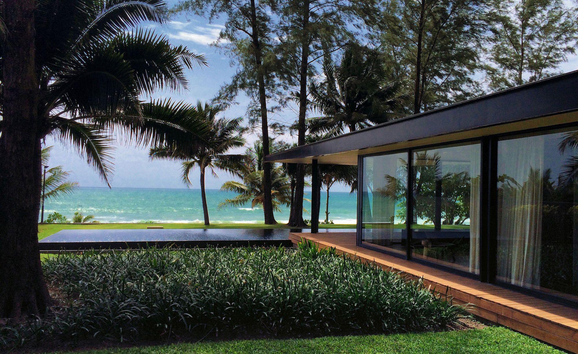 2000x1226 Grand Villa Noi