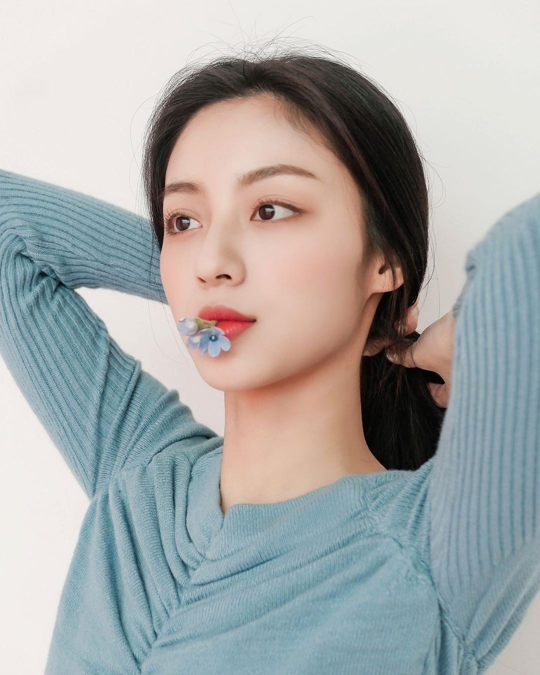1080x1350 Kang Min Ah Wallpaper