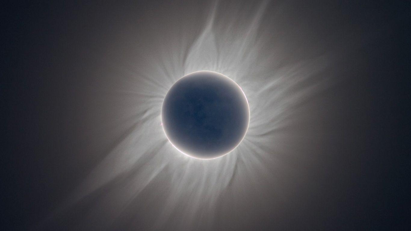 1366x768 NASA Total Solar Eclipse .