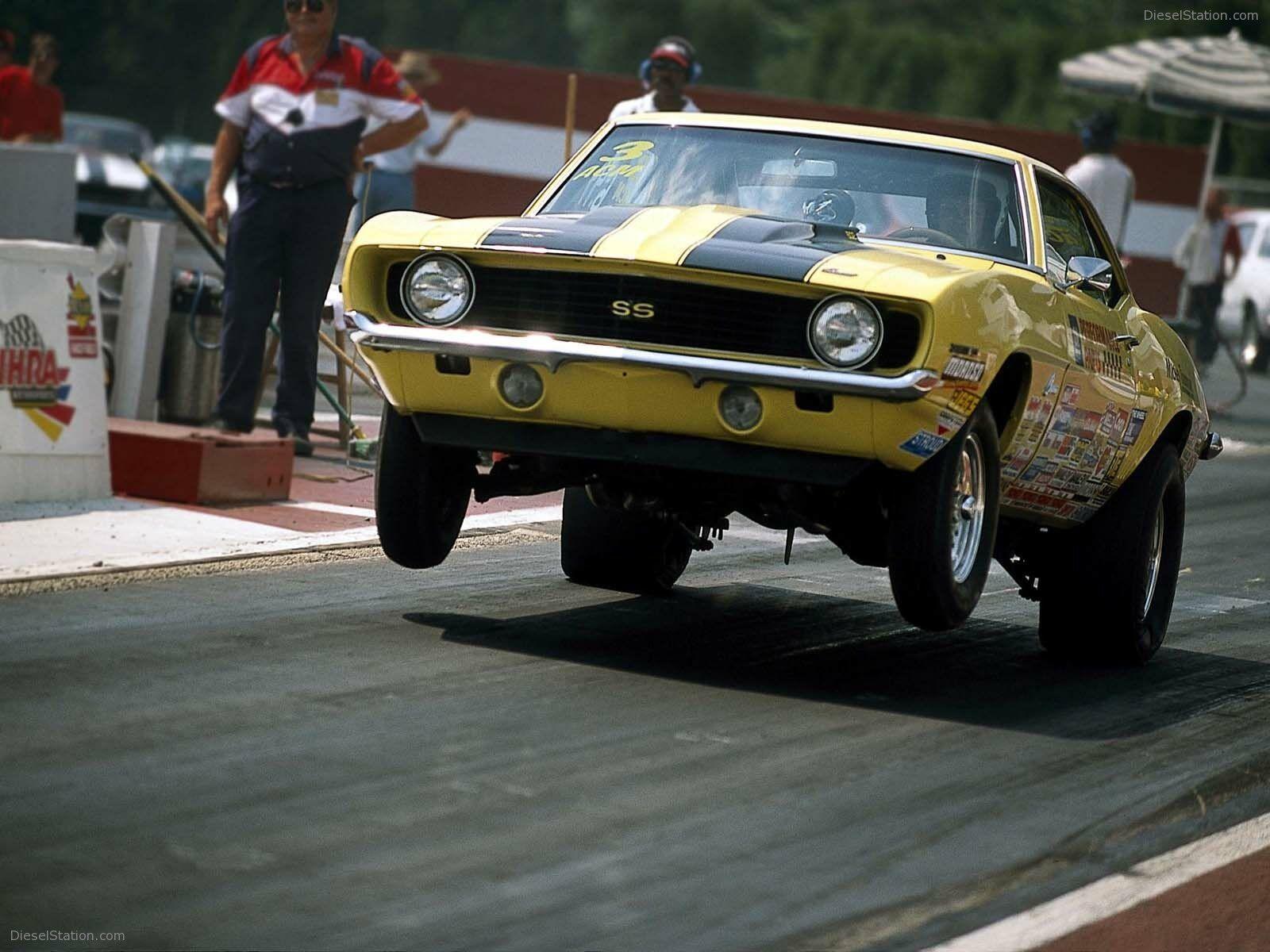 1600x1200 Chevrolet Camaro Classic Exotic Car .