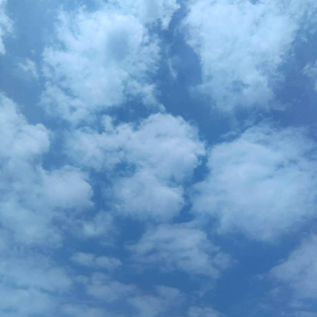 1080x1080 Aesthetic Blue Grunge Wallpaper