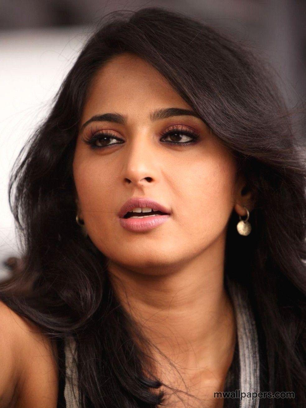 983x1310 Anushka Shetty