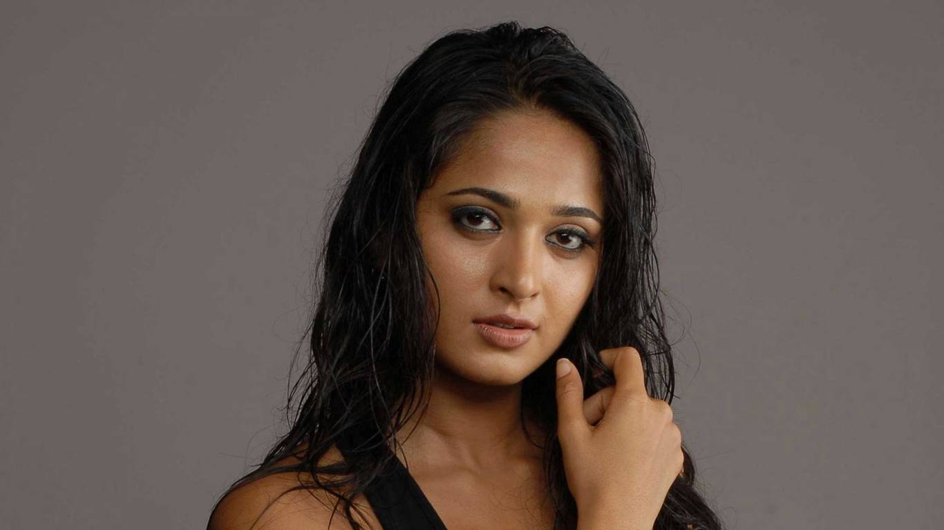 1366x768 Anushka Shetty HD Wallpaper. Latest .