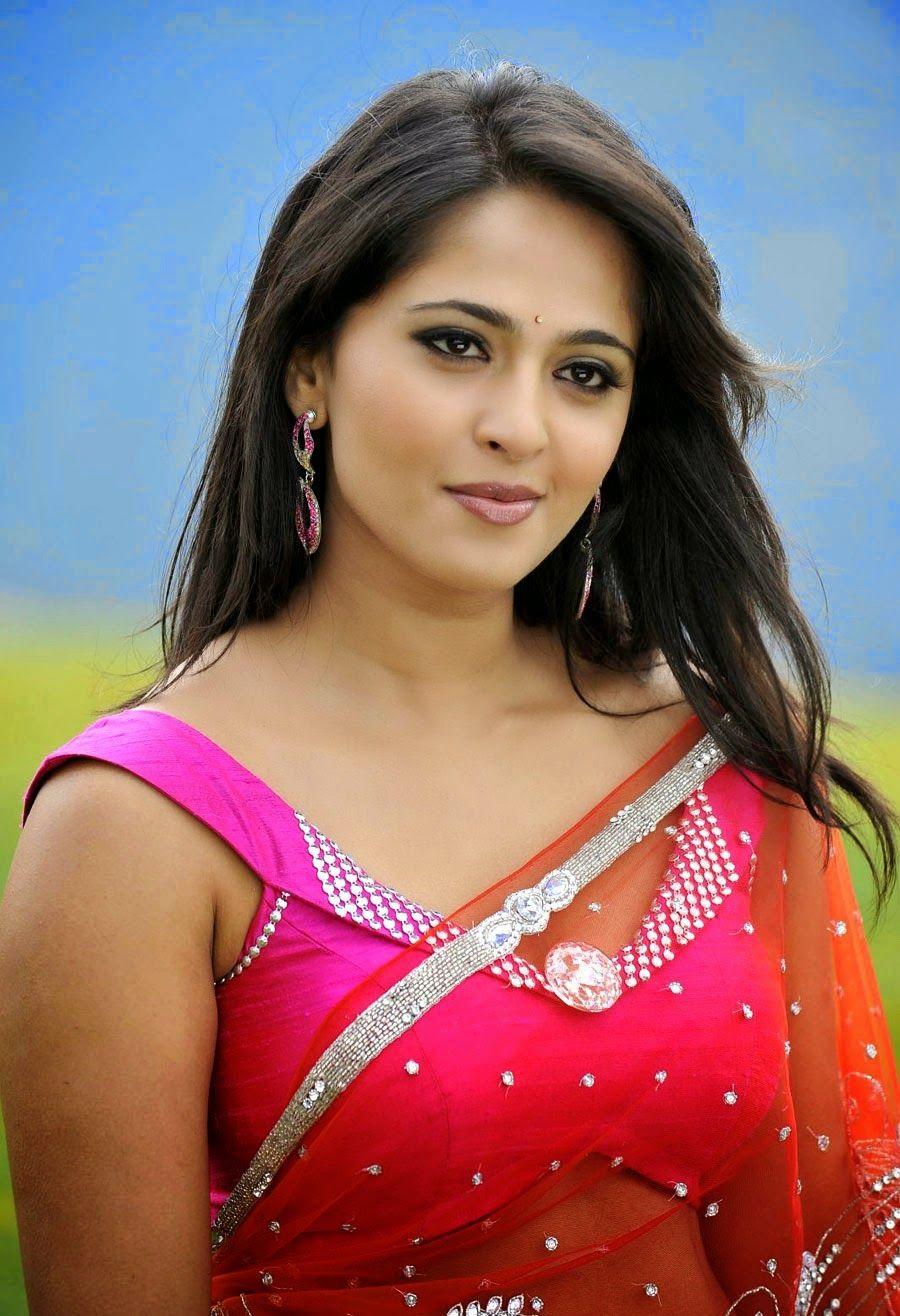 900x1316 Anushka Shetty In Saree .