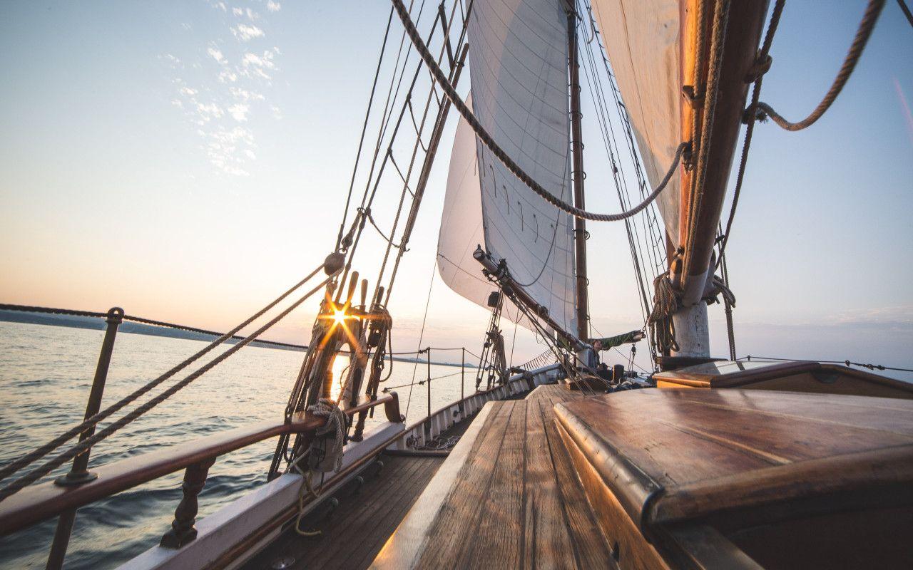 1280x800 wallpaper: Sailing adventure