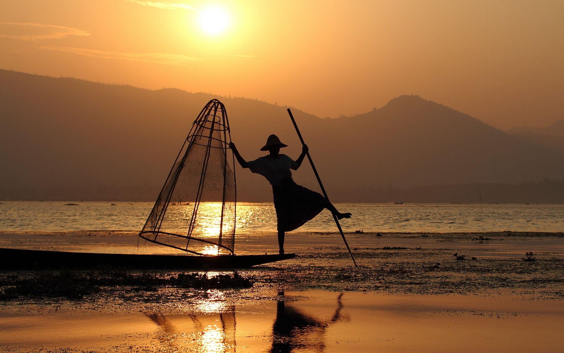 1920x1200 Fishermen