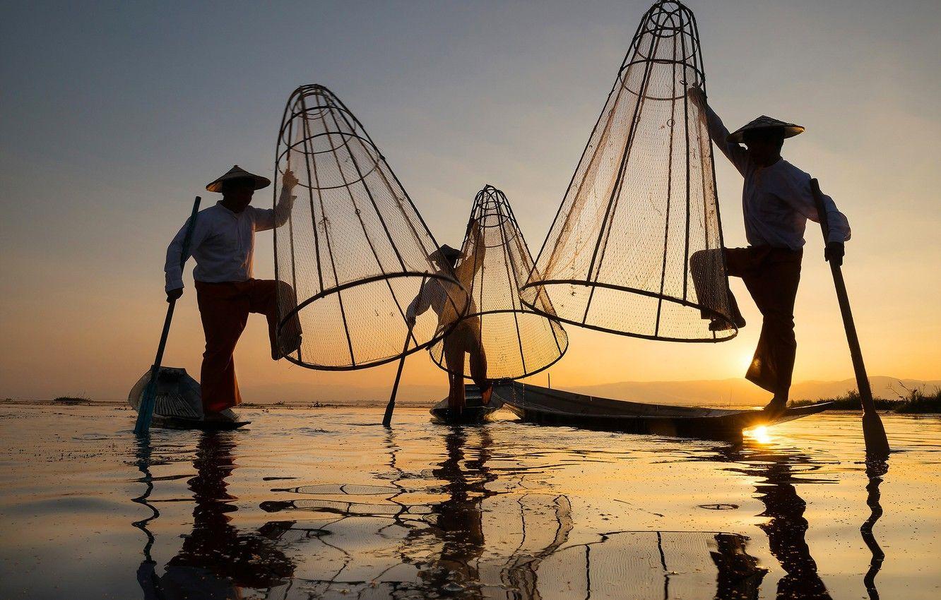 1332x850 Wallpaper sunset, men, fishermen .