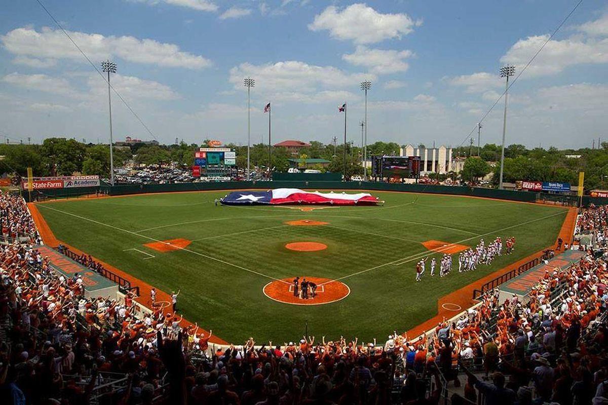 1200x800 Fences At UFCU Disch Falk Field .