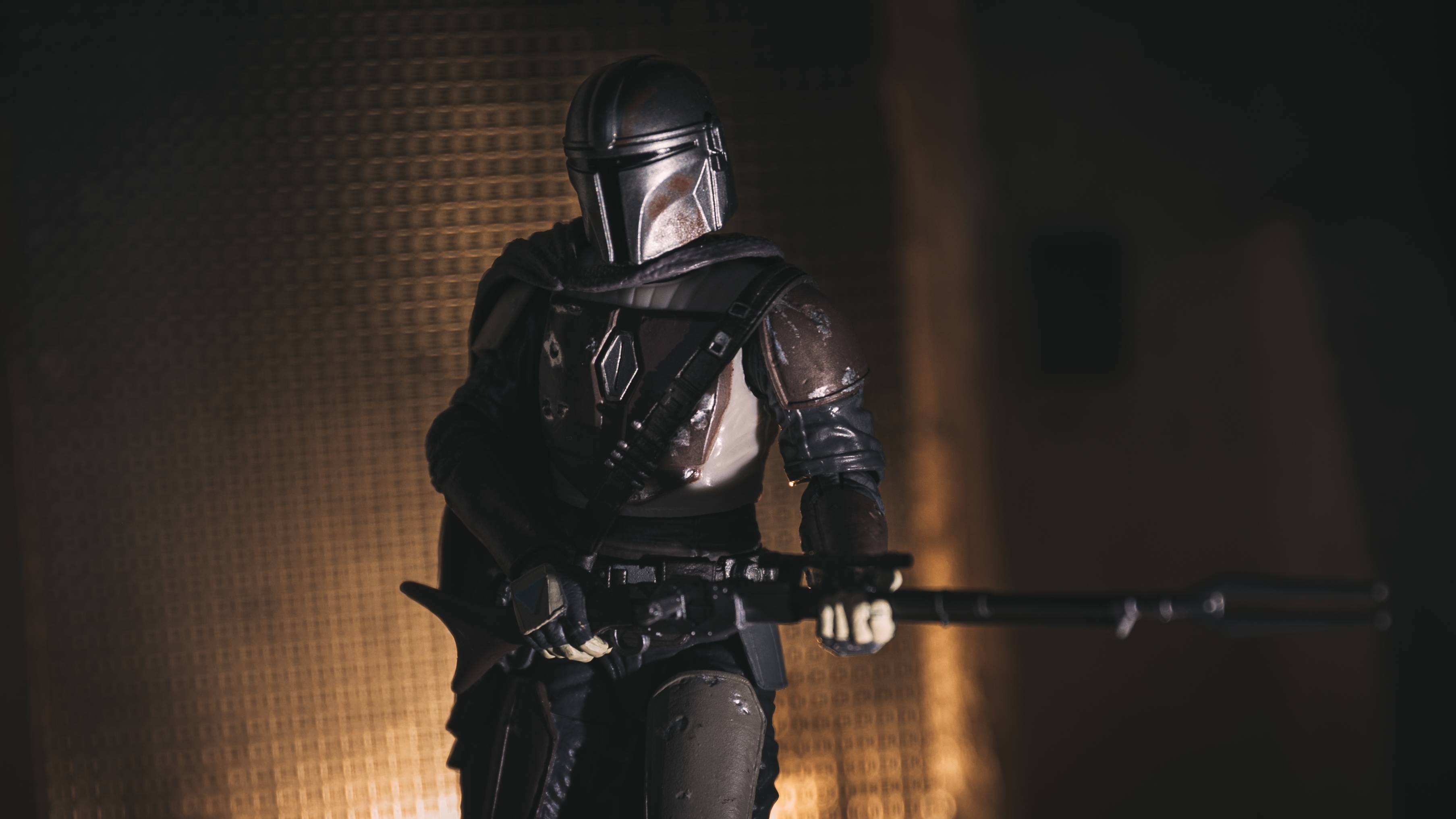 3614x2033 Night Hunt In The Mandalorian .