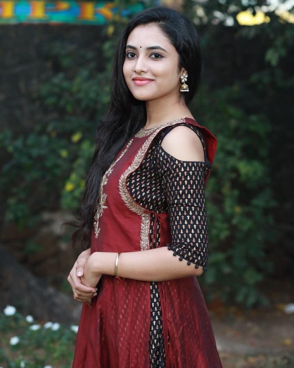 1000x1250 Actress and