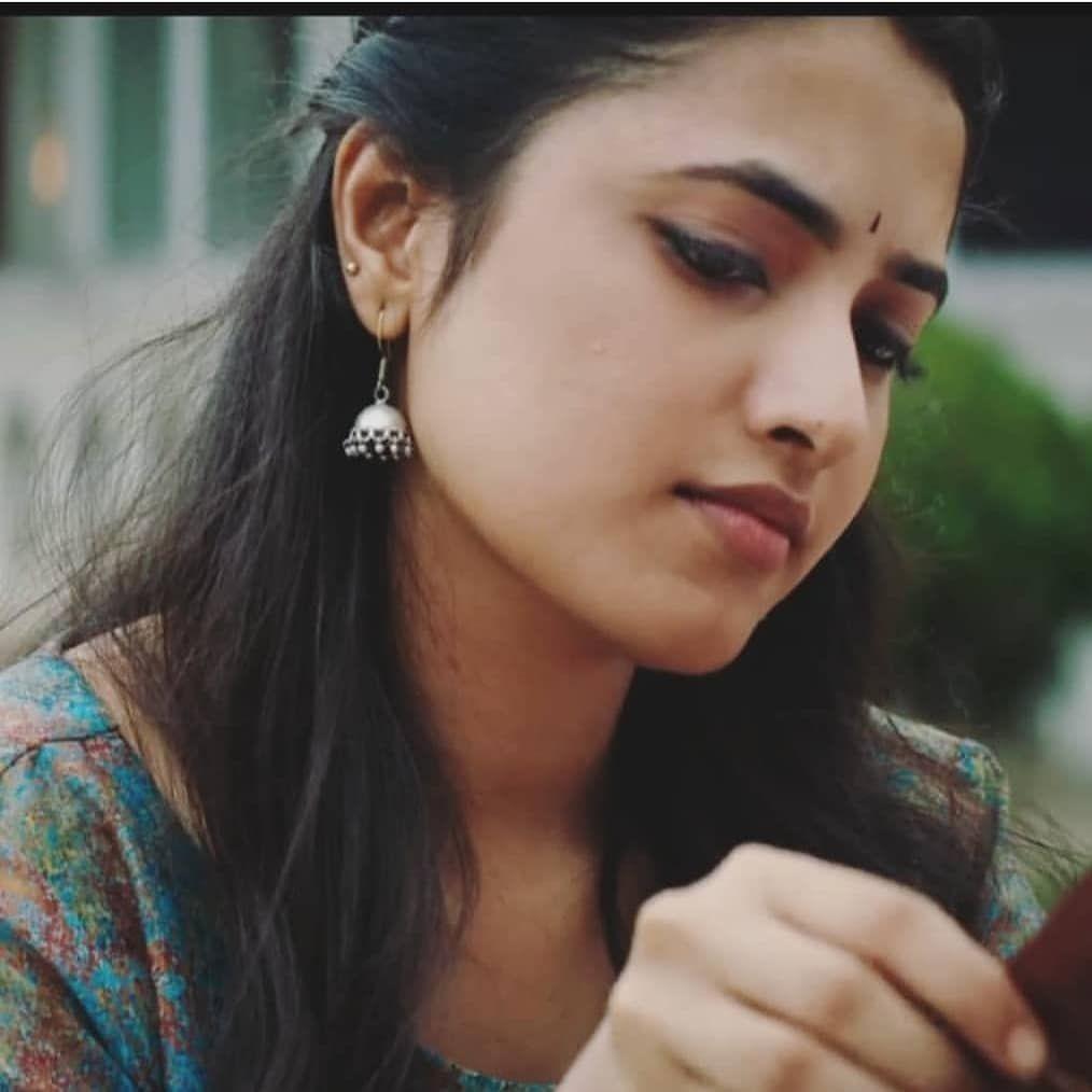 1014x1014 priyanka #priyankaarulmohan #priya .