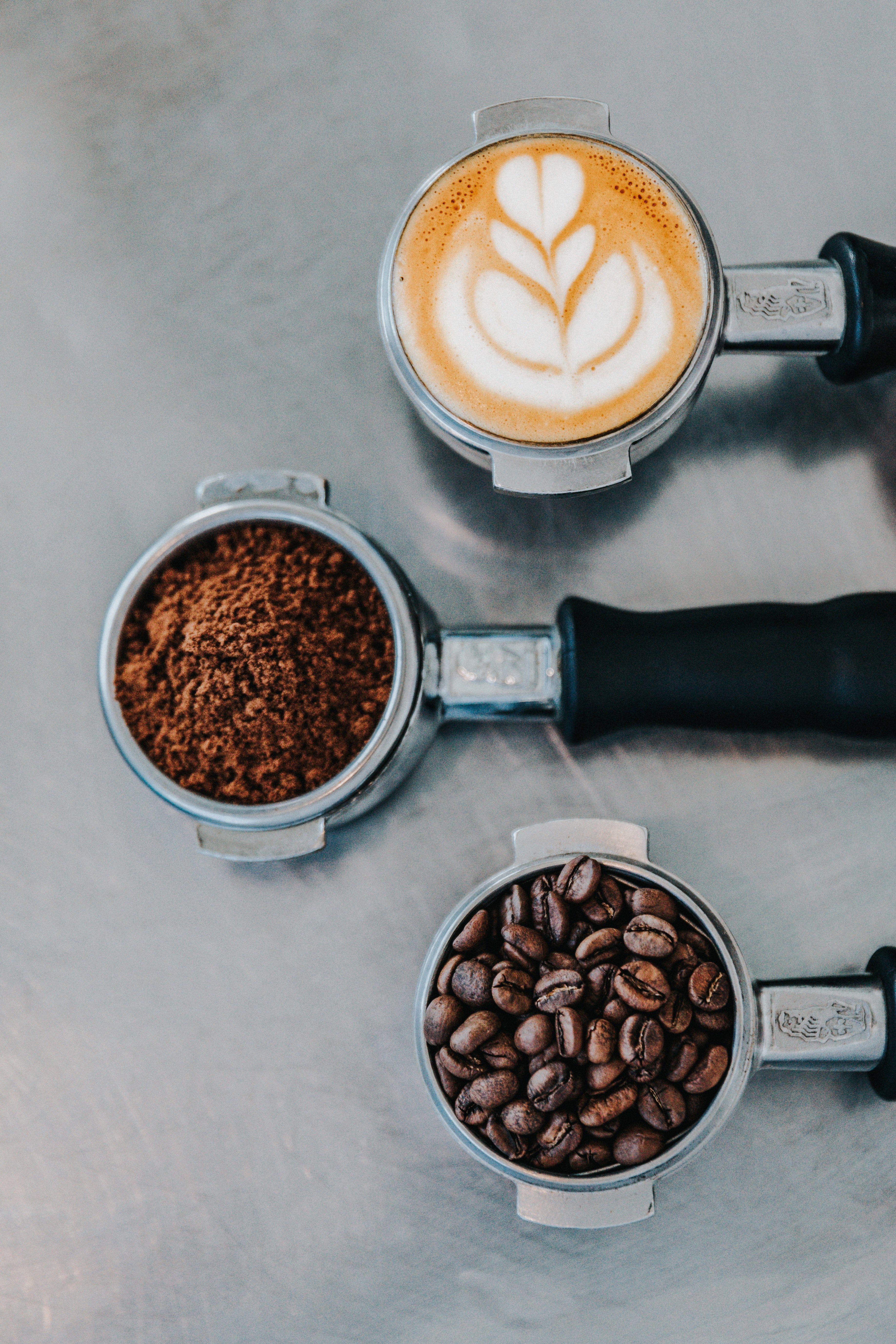 3673x5509 Barista