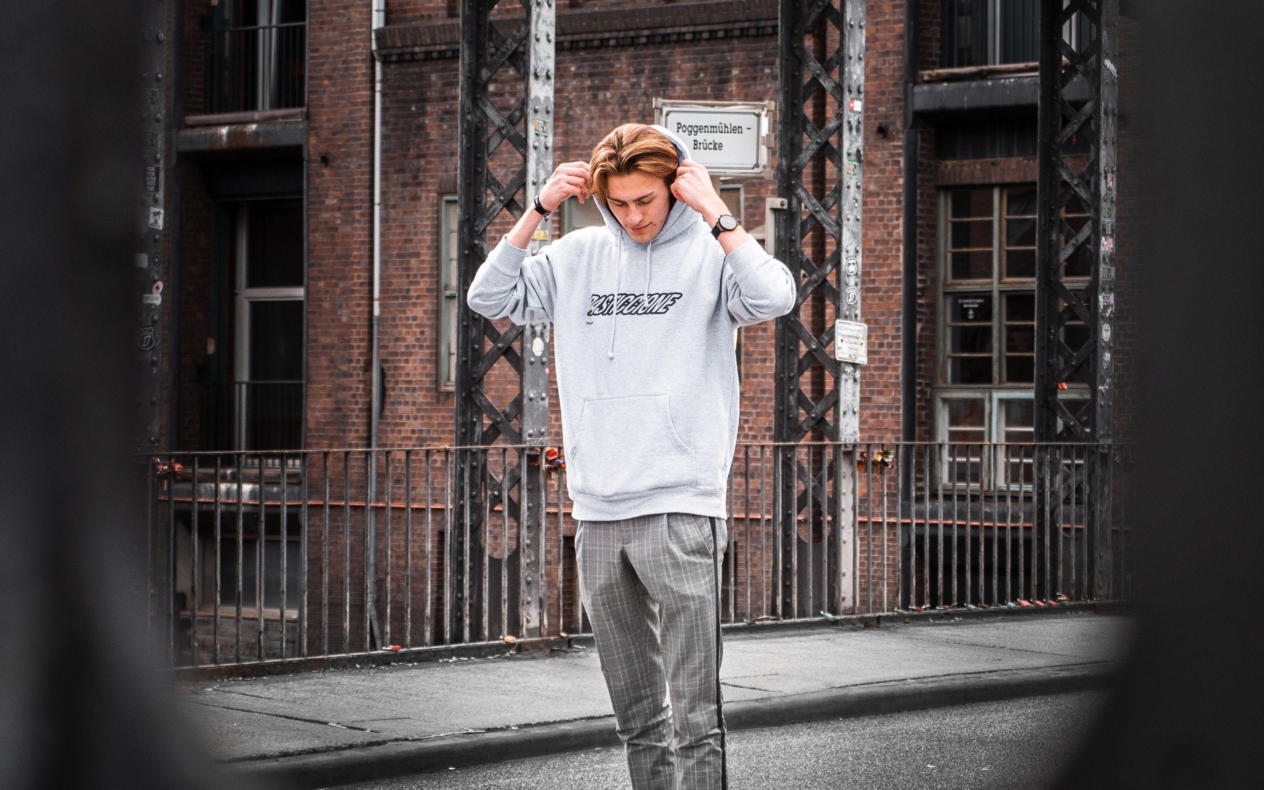 2560x1600 Download 2560x1600 Man, Fashion, Hoodie .