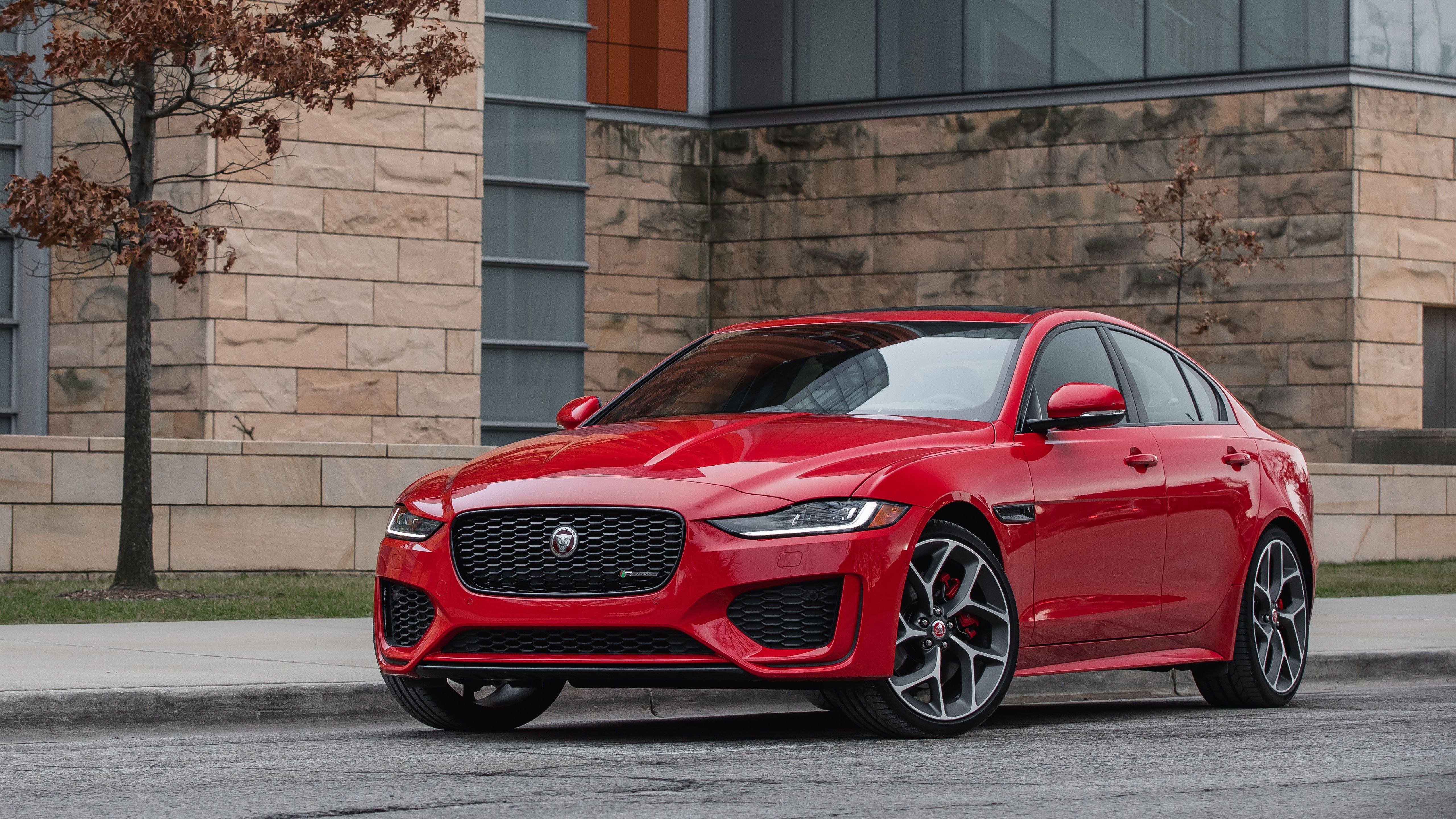 5120x2880 Jaguar XE P300 R Dynamic 4K Wallpaper Car Wallpaper