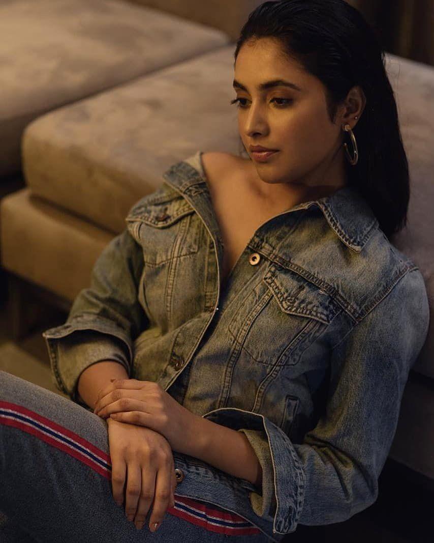 854x1067 Priyanka Arul mohan Height, Weight, Age .gobest.in