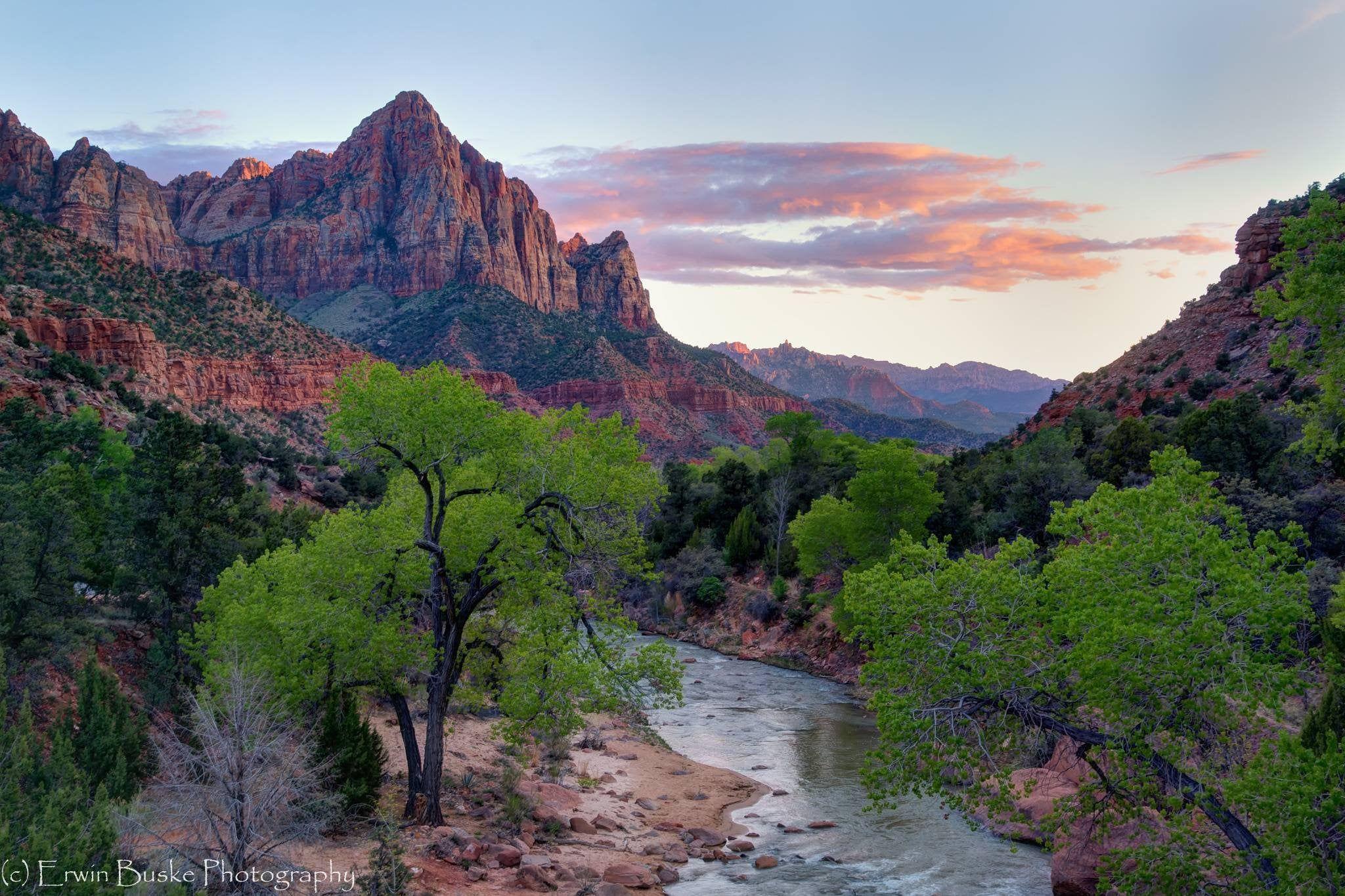 2048x1365 Zion National Park, Utah