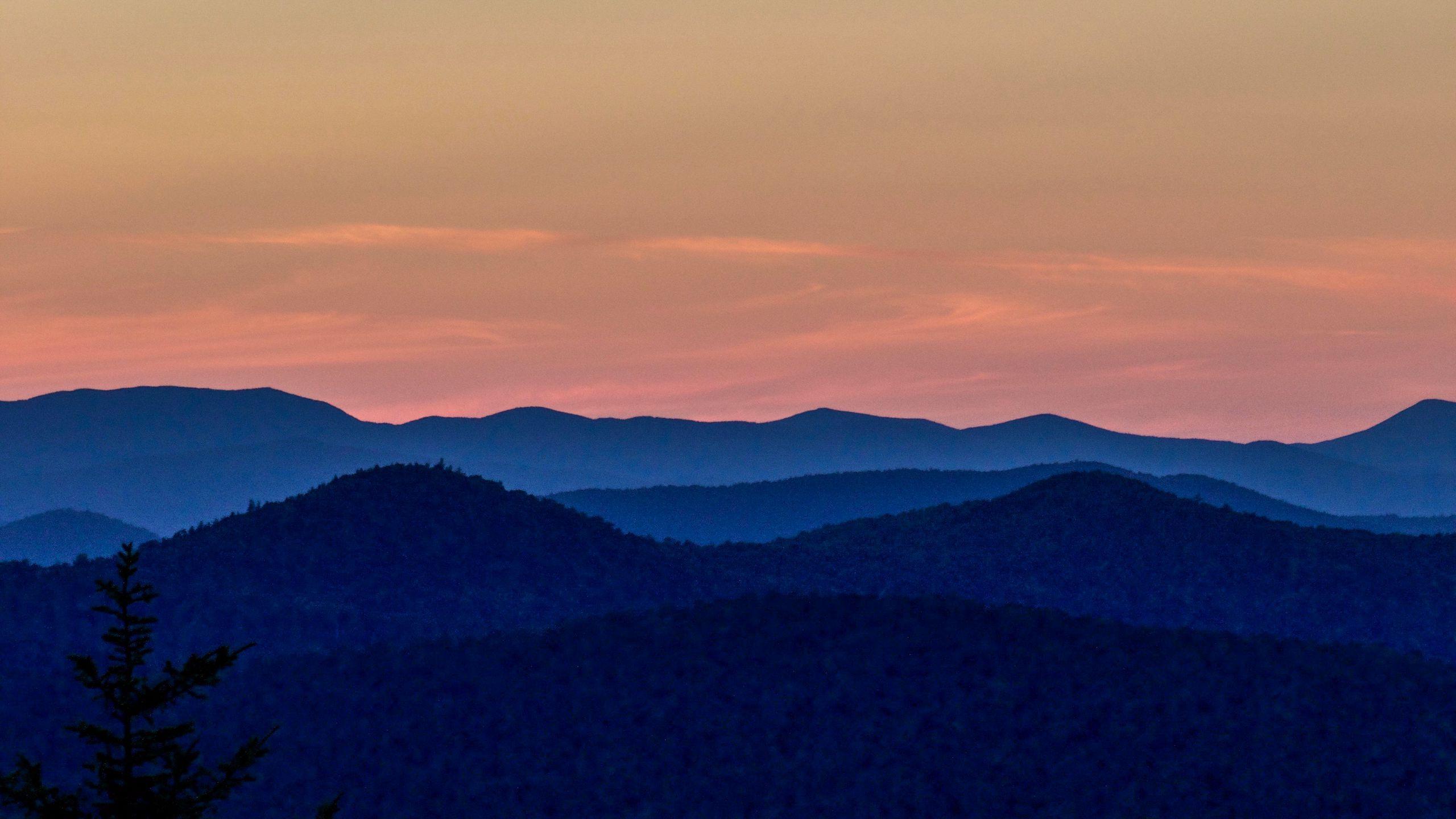 2560x1440 Download wallpaper 2560x1440 mountains .