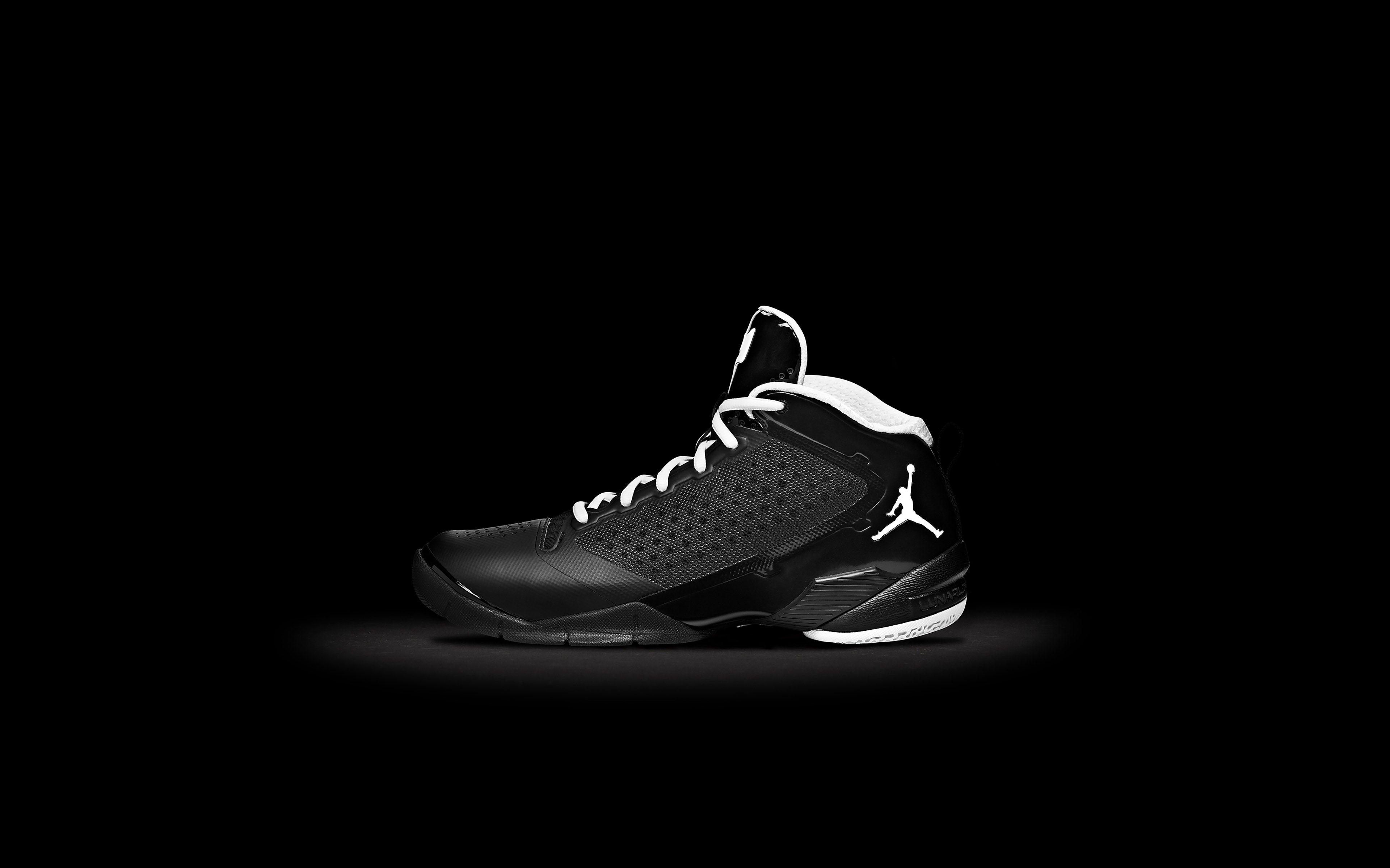 3840x2400 Jordan Fly Wade Nike Shoe