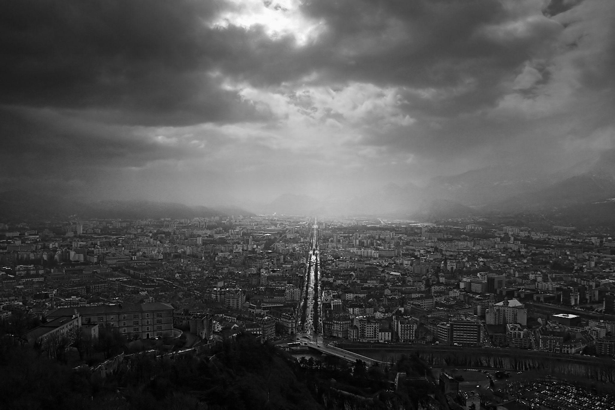 2048x1365 Grenoble Surrender Submit 2048x1365 .