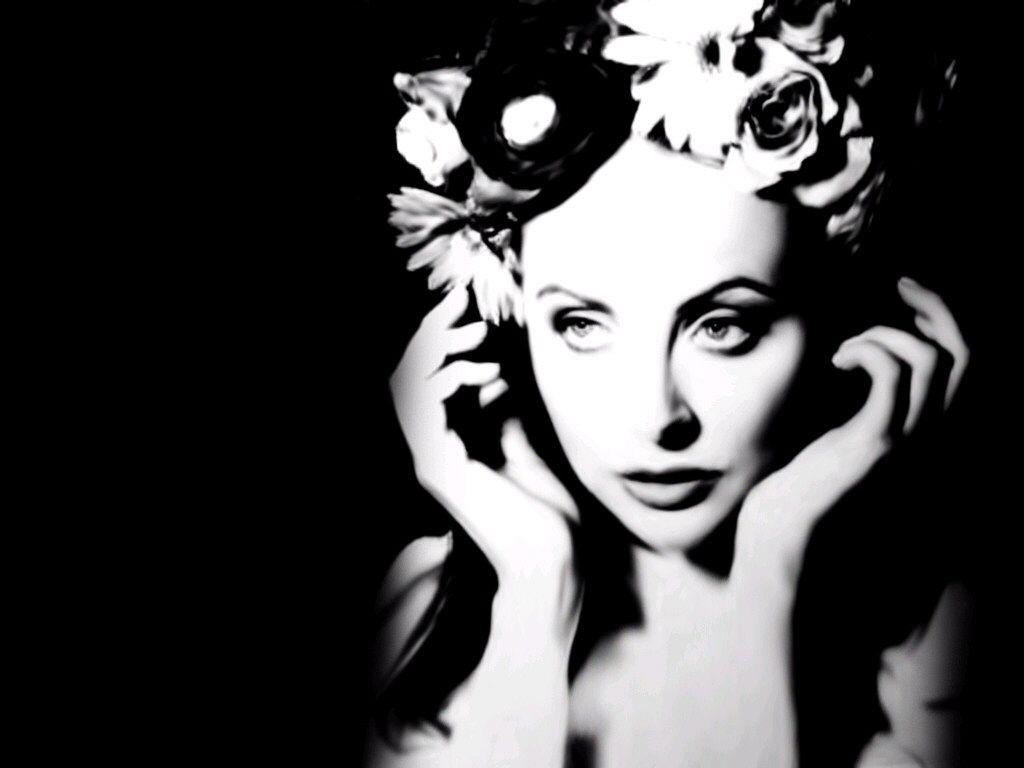 1024x768 Sarah Brightman Wallpaper: Sarah .com