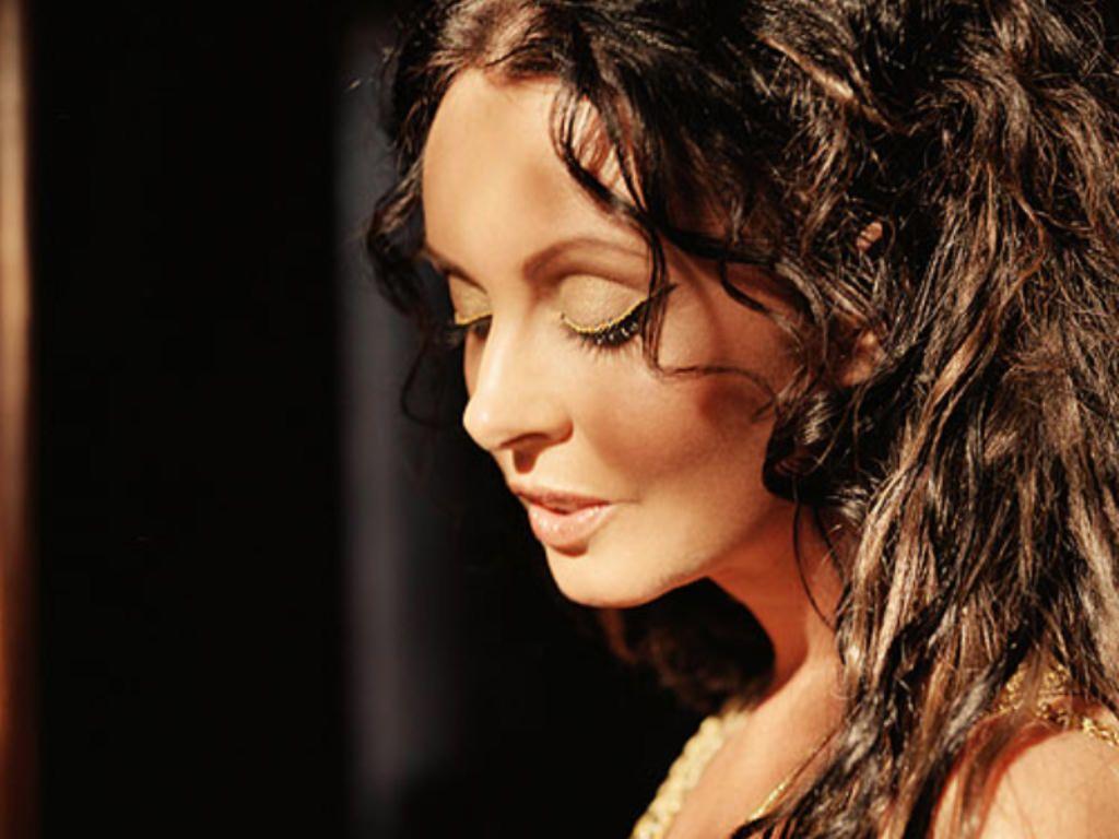 1024x768 Sarah Brightman Wallpaper 1024x768 .