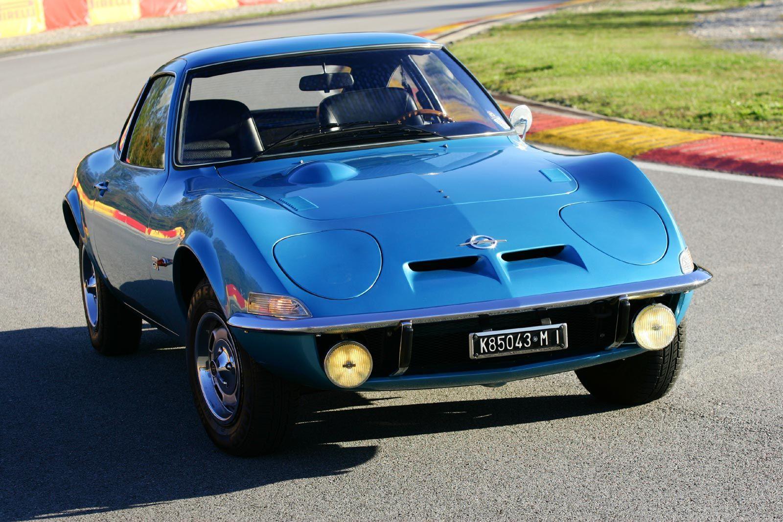 1600x1067 Opel