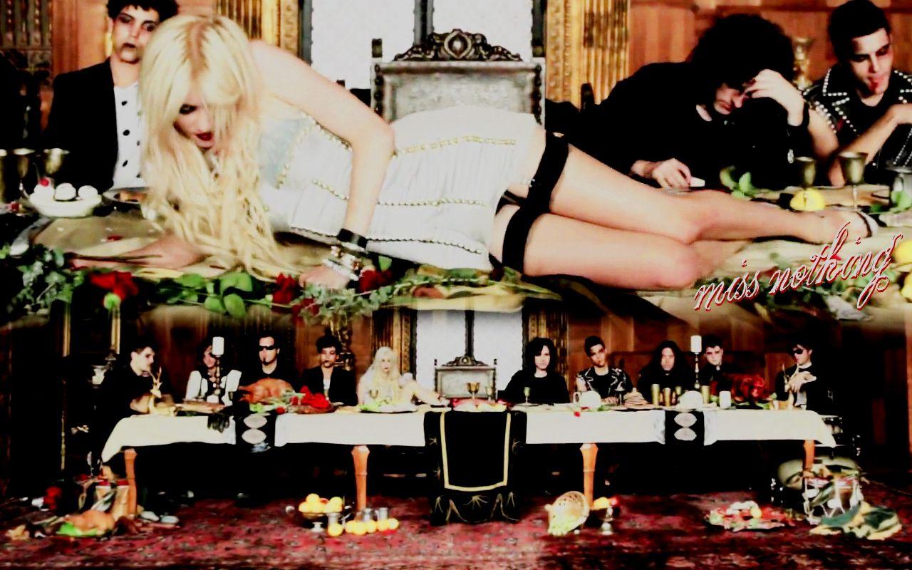 1280x800 Miss Nothing' Wallpaper Pretty .