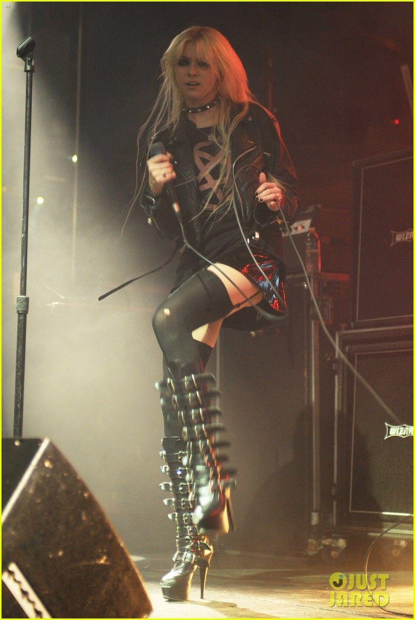 817x1222 Taylor Momsen: Culture Room with The .