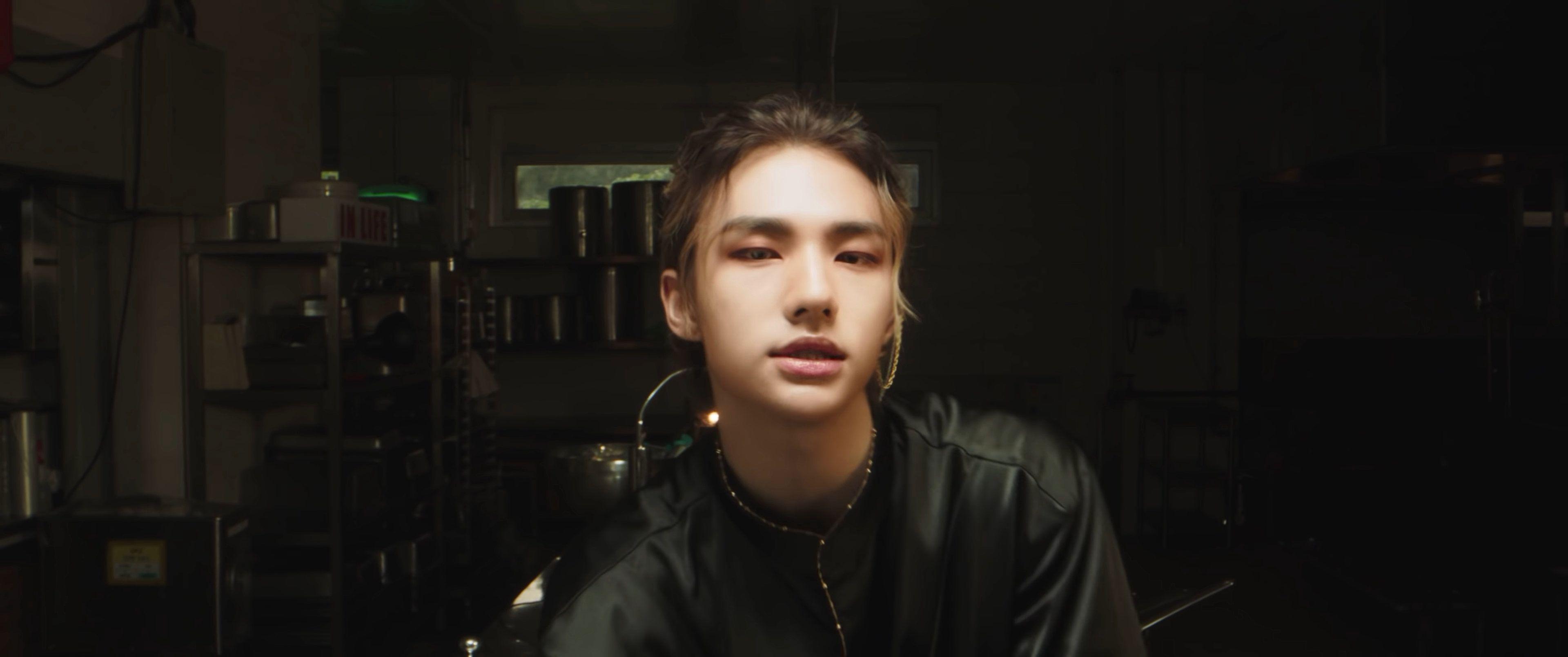 3840x1608 Stray Kids