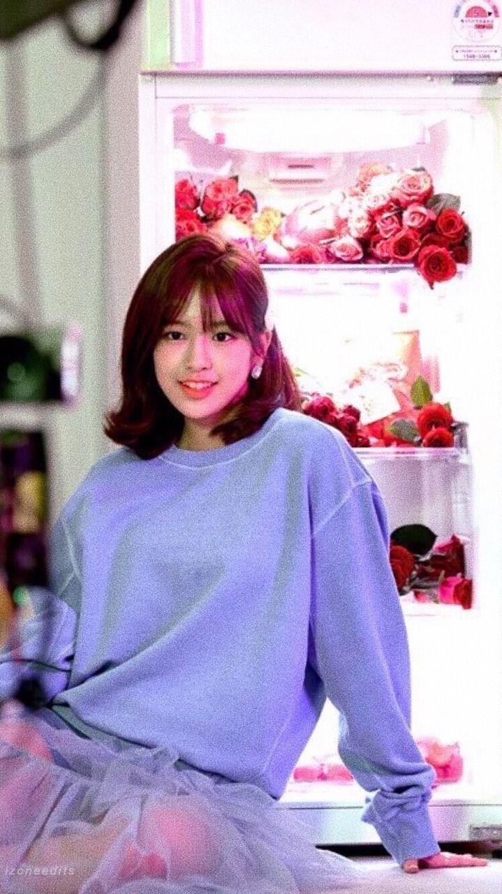 719x1280 IZ*ONE Lockscreens La Vie En Rose .izoneedits.