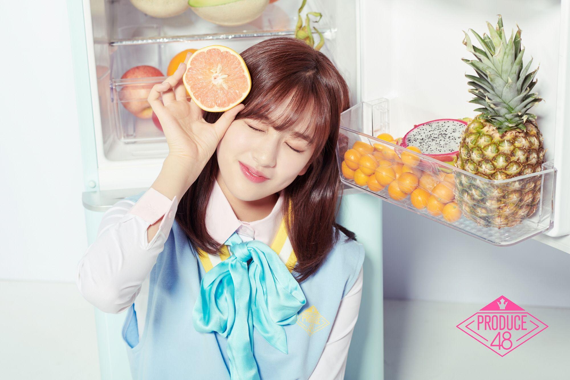2000x1333 Ahn Yujin