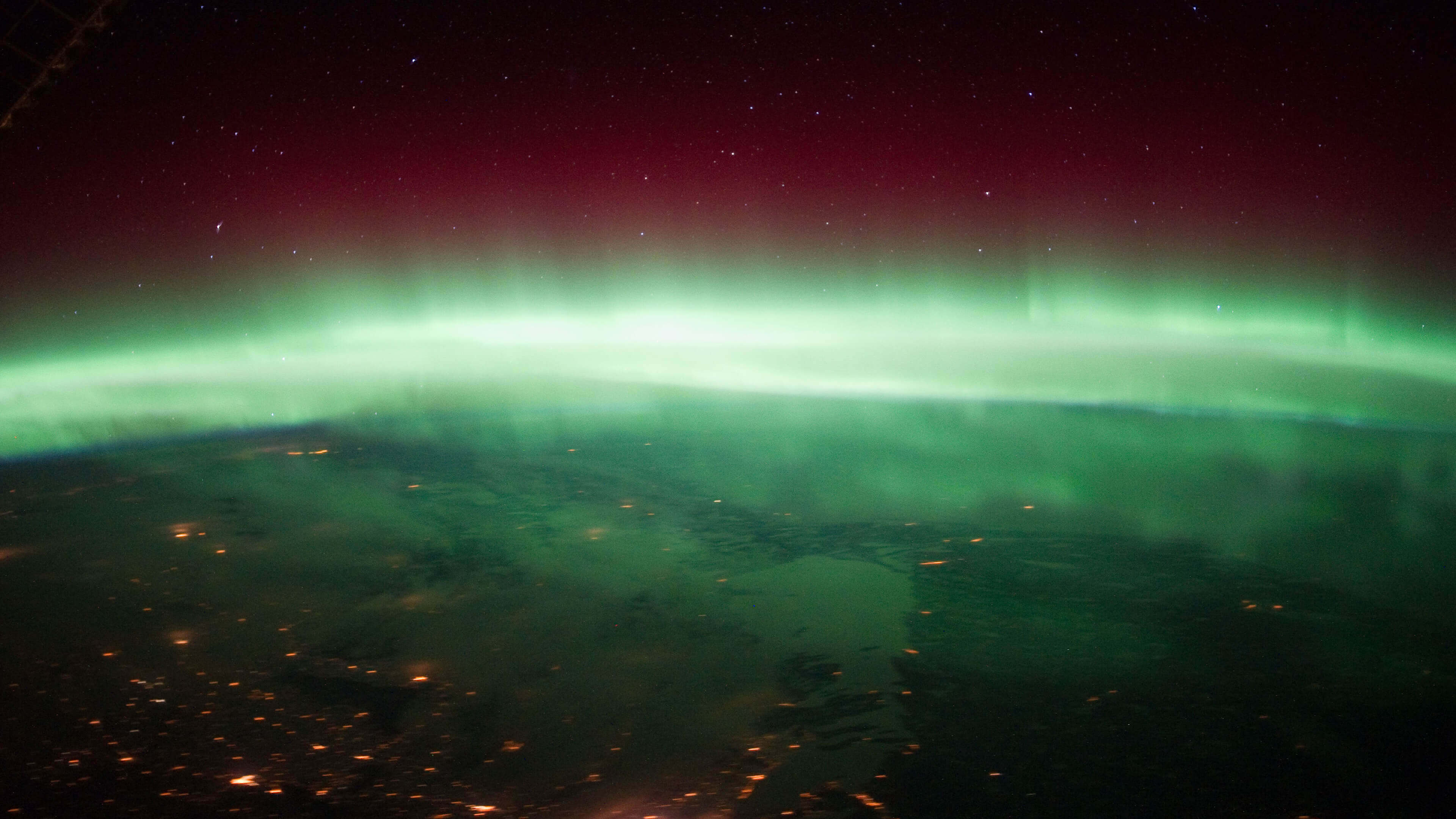 3840x2160 Aurora Borealis Over Canada view from International Space Station 4K