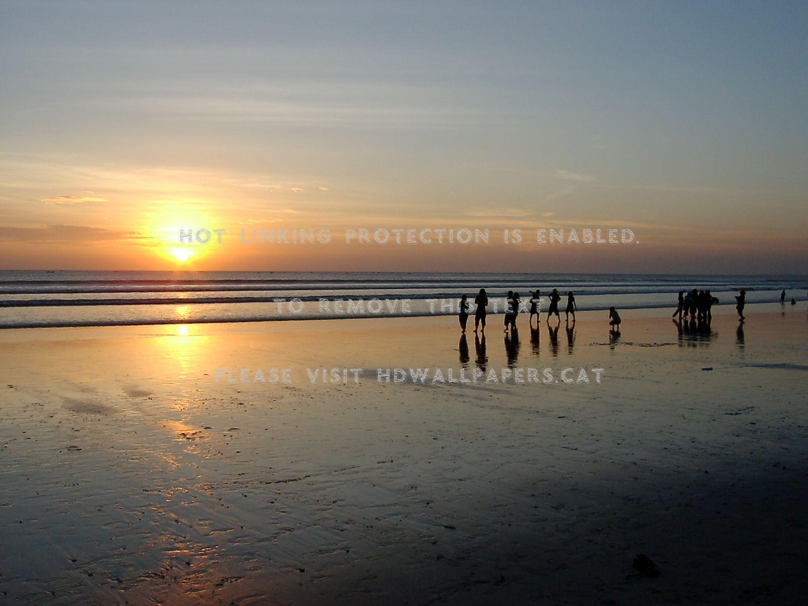 1600x1200 sunset at kuta bali indonesian beach naturehdwallpaper.cat