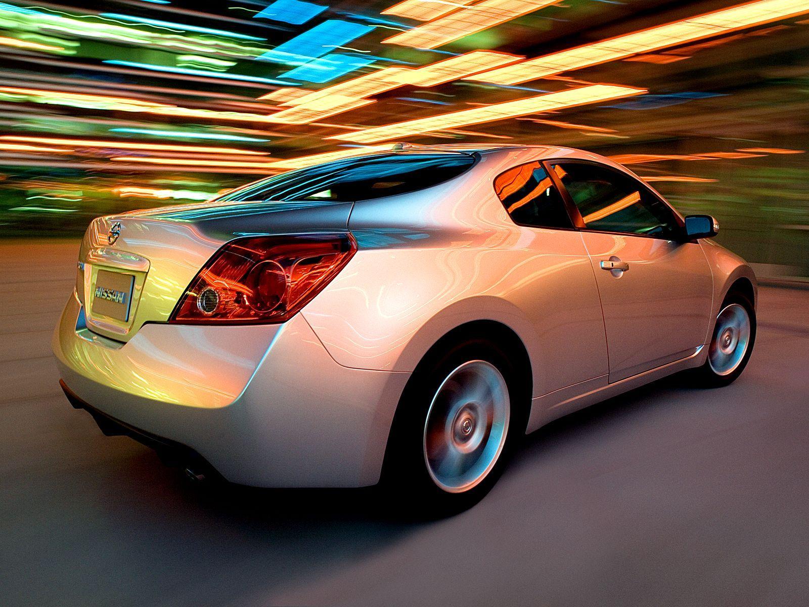 1600x1200 Nissan Altima