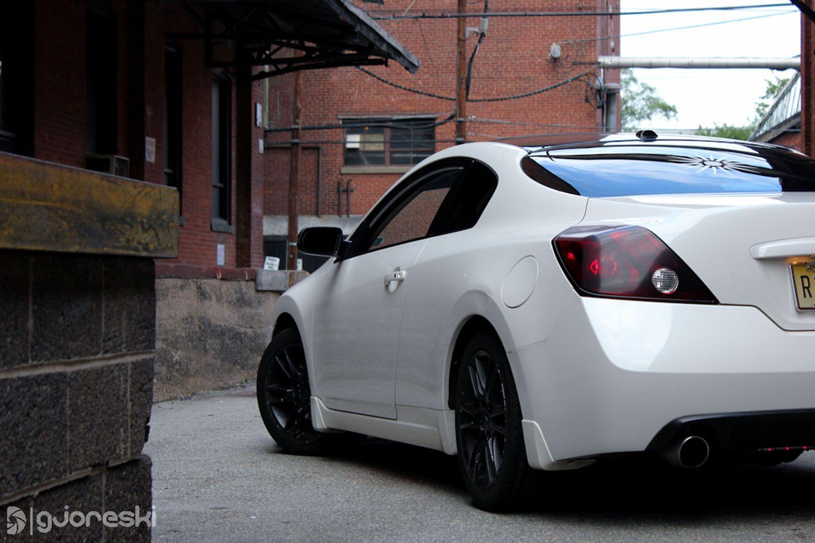 1600x1067 Nissan Altima Coupe Wallpaper .