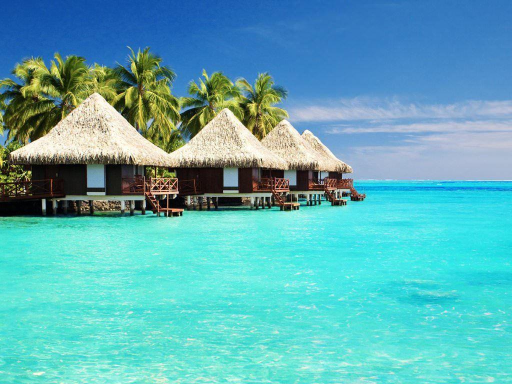 1024x768 Bora Bora Beach Villas Wallpaper .