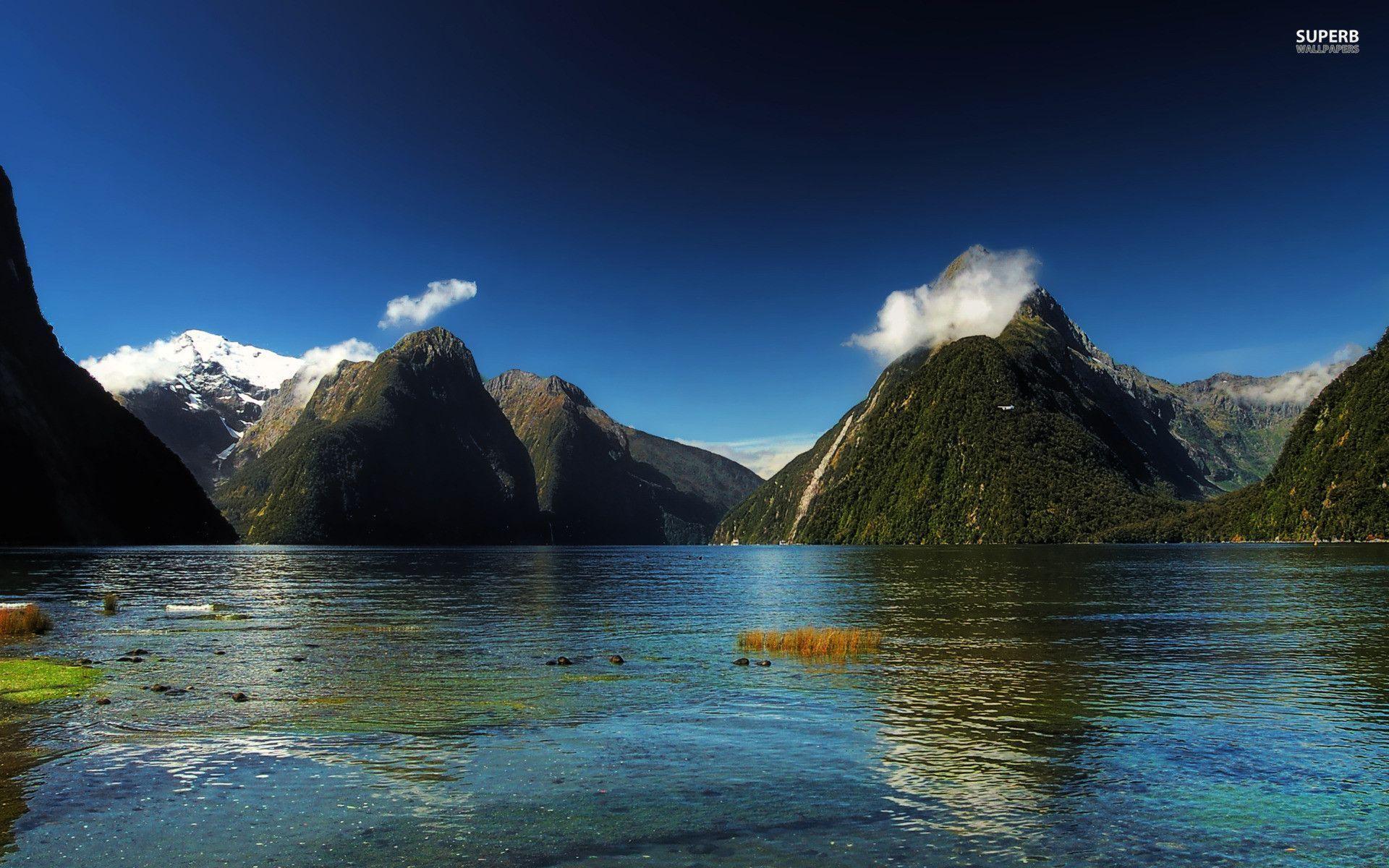 1920x1200 Milford Sound Wallpaper