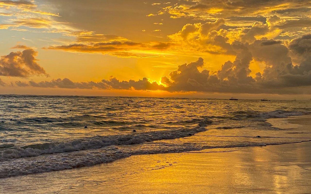 1280x800 Download wallpaper 1280x800 beach .