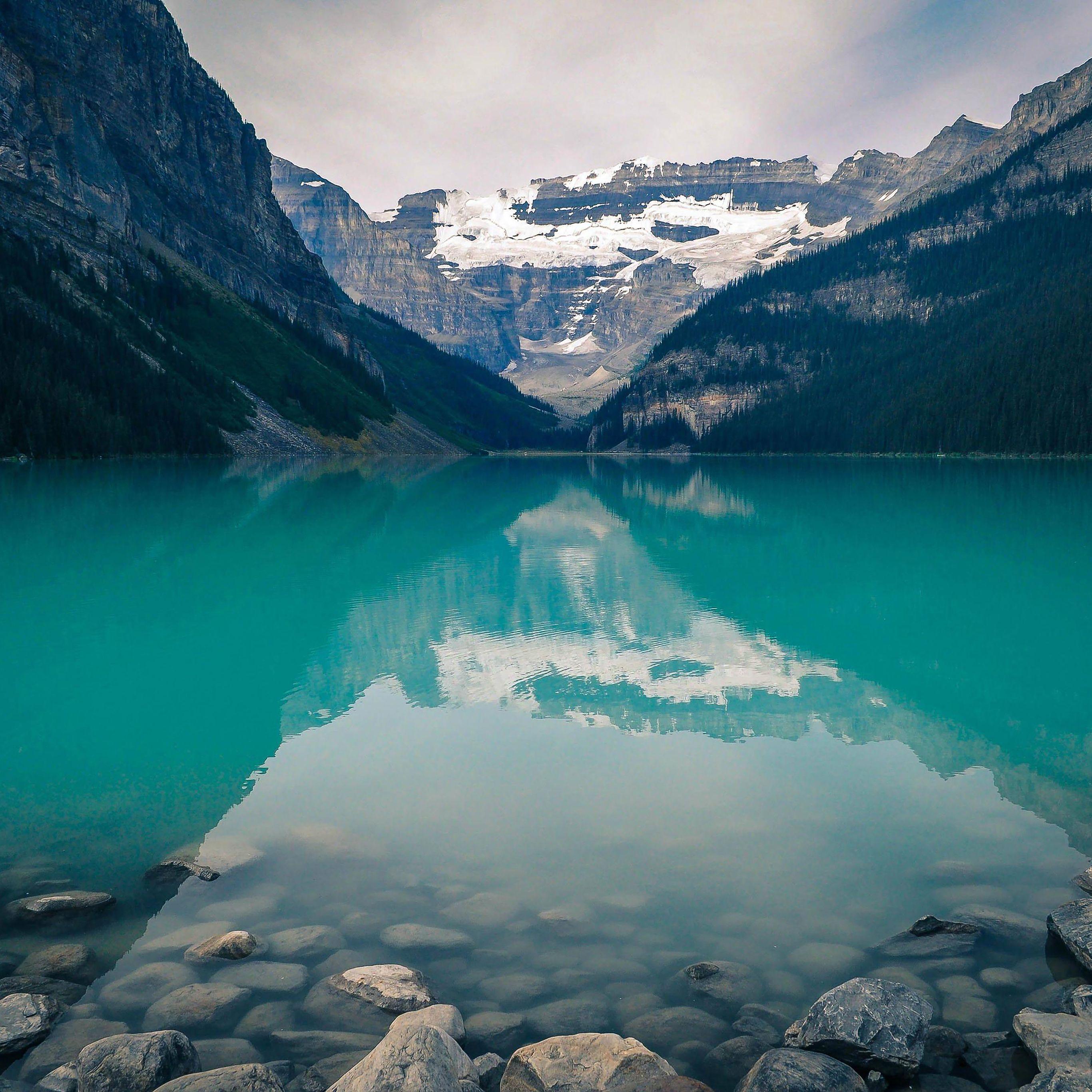 2732x2732 Canada Lake Louise Green Water .