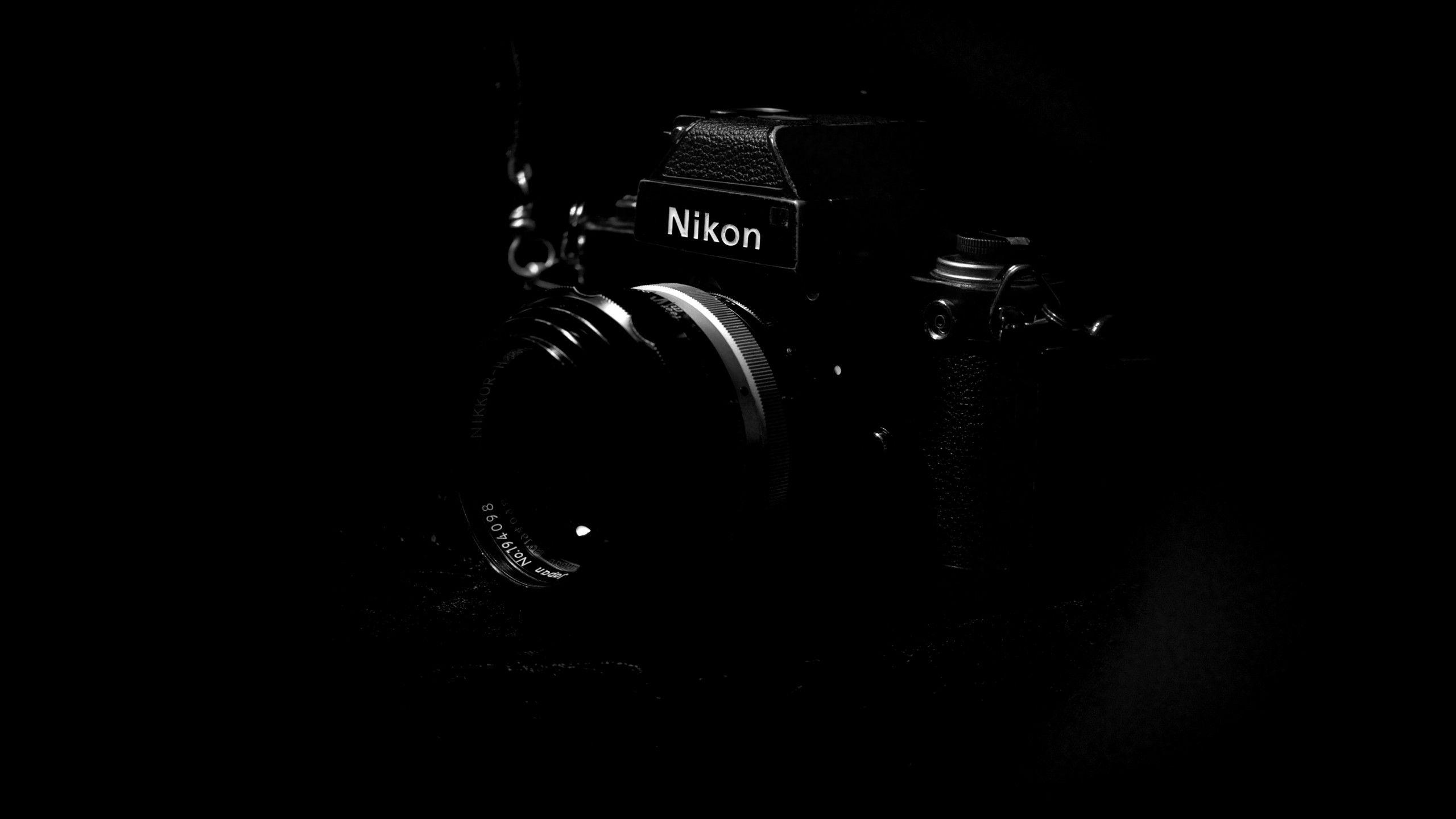 2560x1440 Camera Black Background Wallpaper HD .