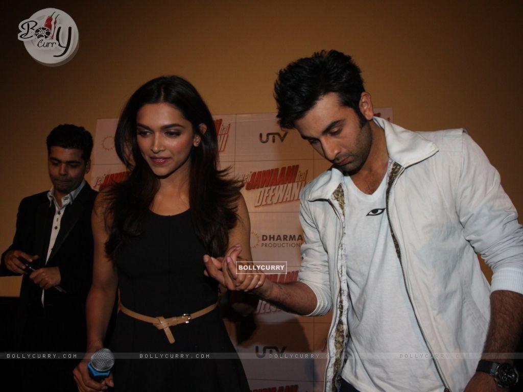 1024x768 Ranbir Kapoor and Deepika Padukone at .