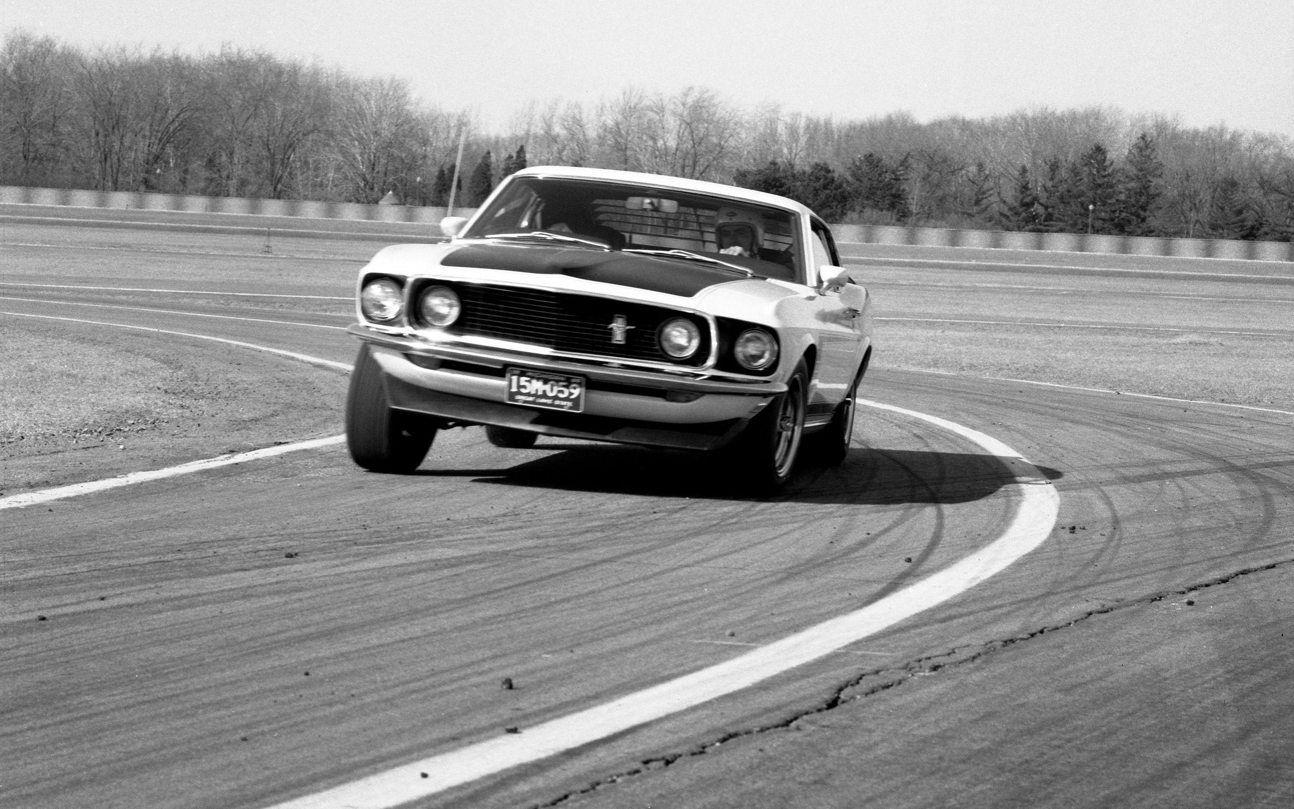 2560x1600 Ford Mustang Boss 302 Wallpaper .fordmustang2019.