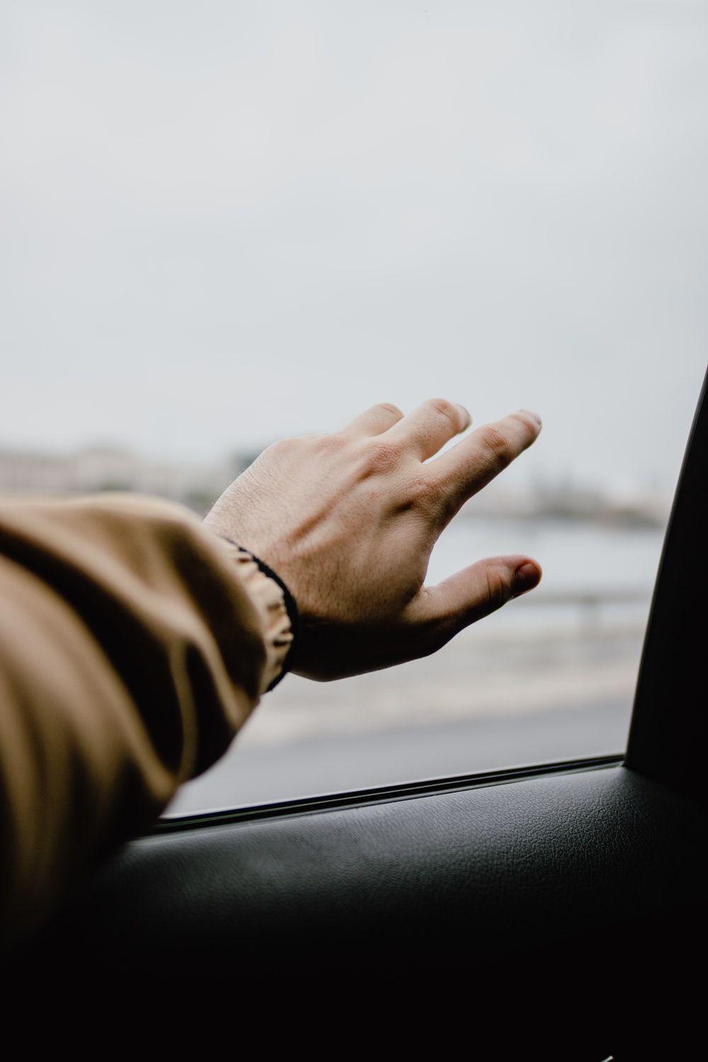 1000x1500 Hand Aesthetic Picture. Download Free .com