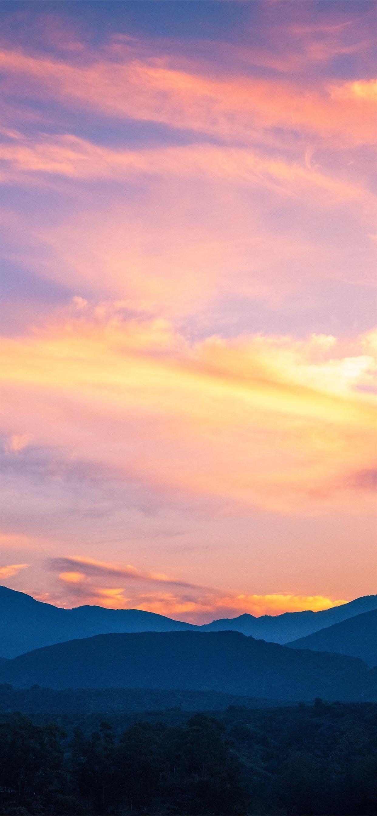 1242x2688 beautiful orange sunset 5k iPhone 11 .