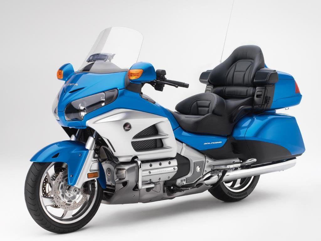 1024x768 wallpaper: Honda Goldwing Bike Wallpaper