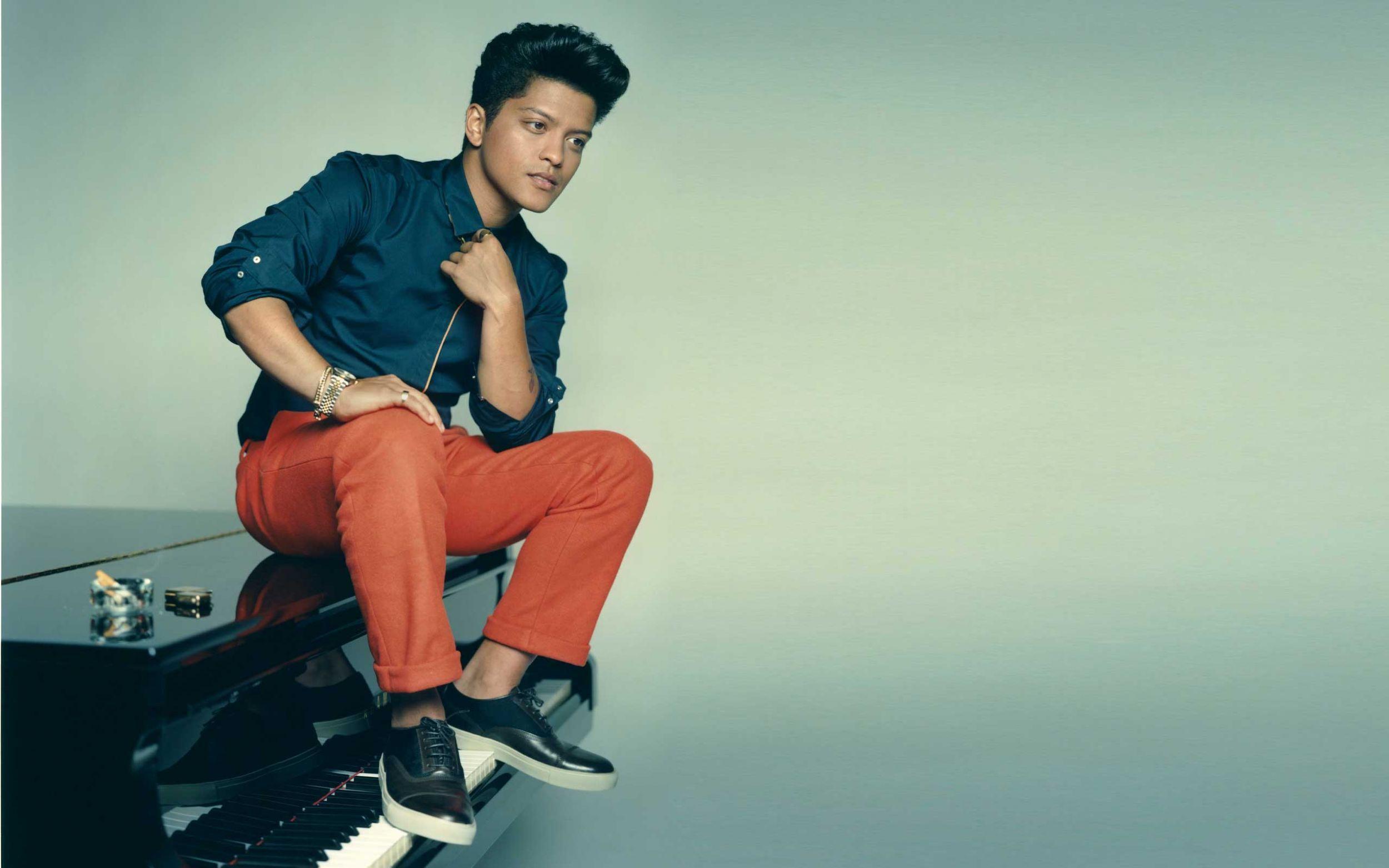 Bruno Mars Wallpapers Top Free Bruno Mars Backgrounds Wallpaperaccess