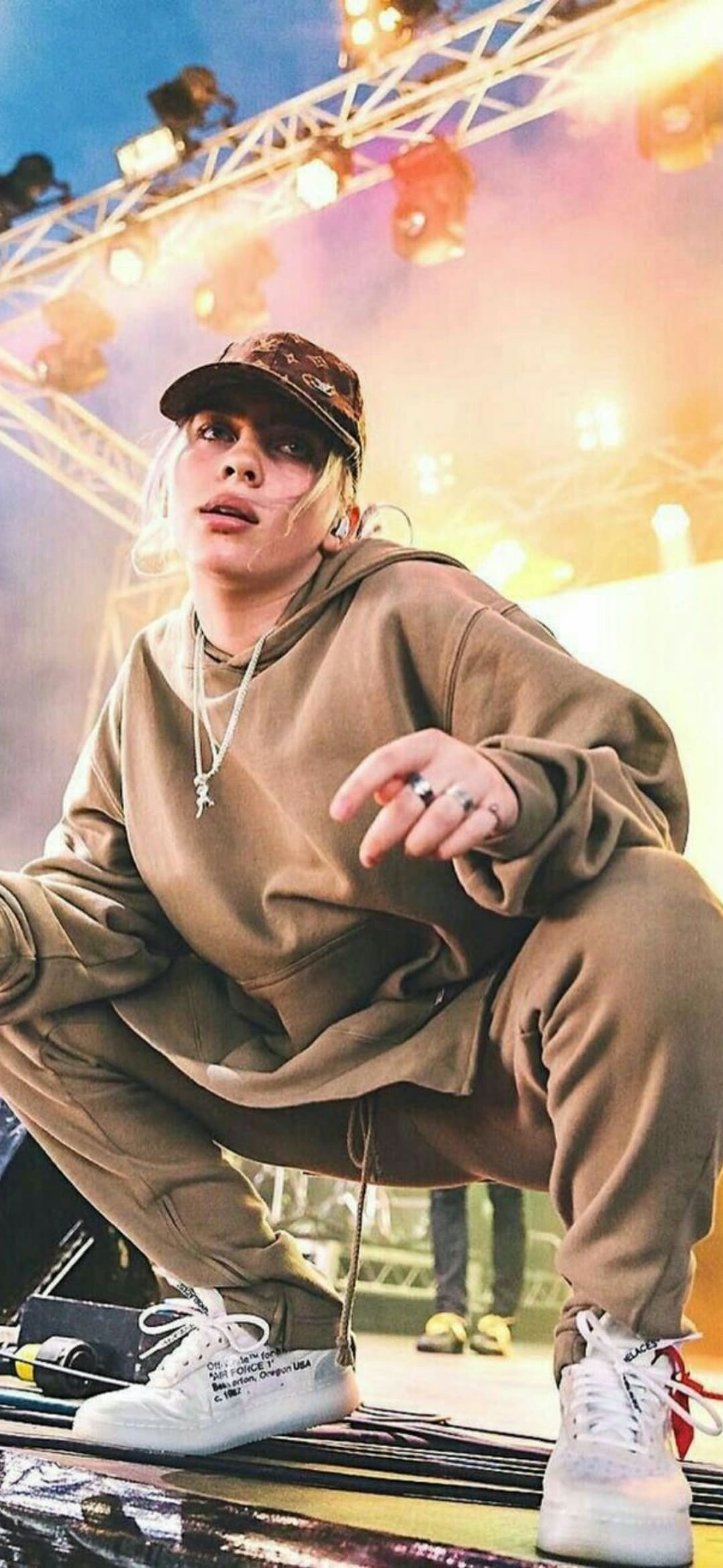 1080x2340 Billie Eilish Wallpaper:k .