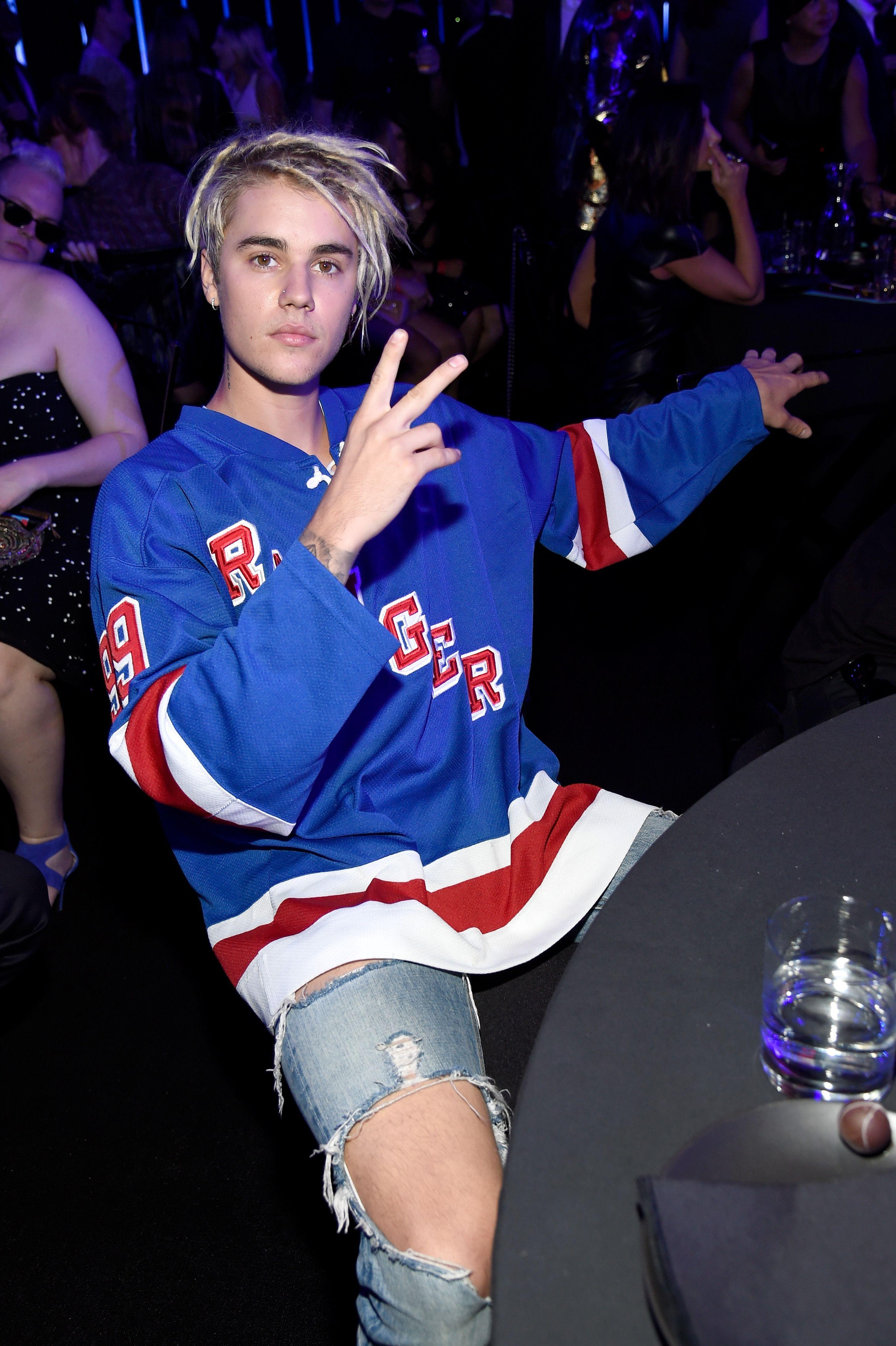 2904x4363 Justin Bieber's Wild Transformation .