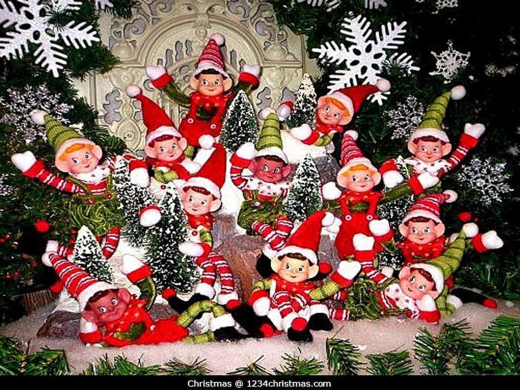 1024x768 Christmas Elves Wallpaper